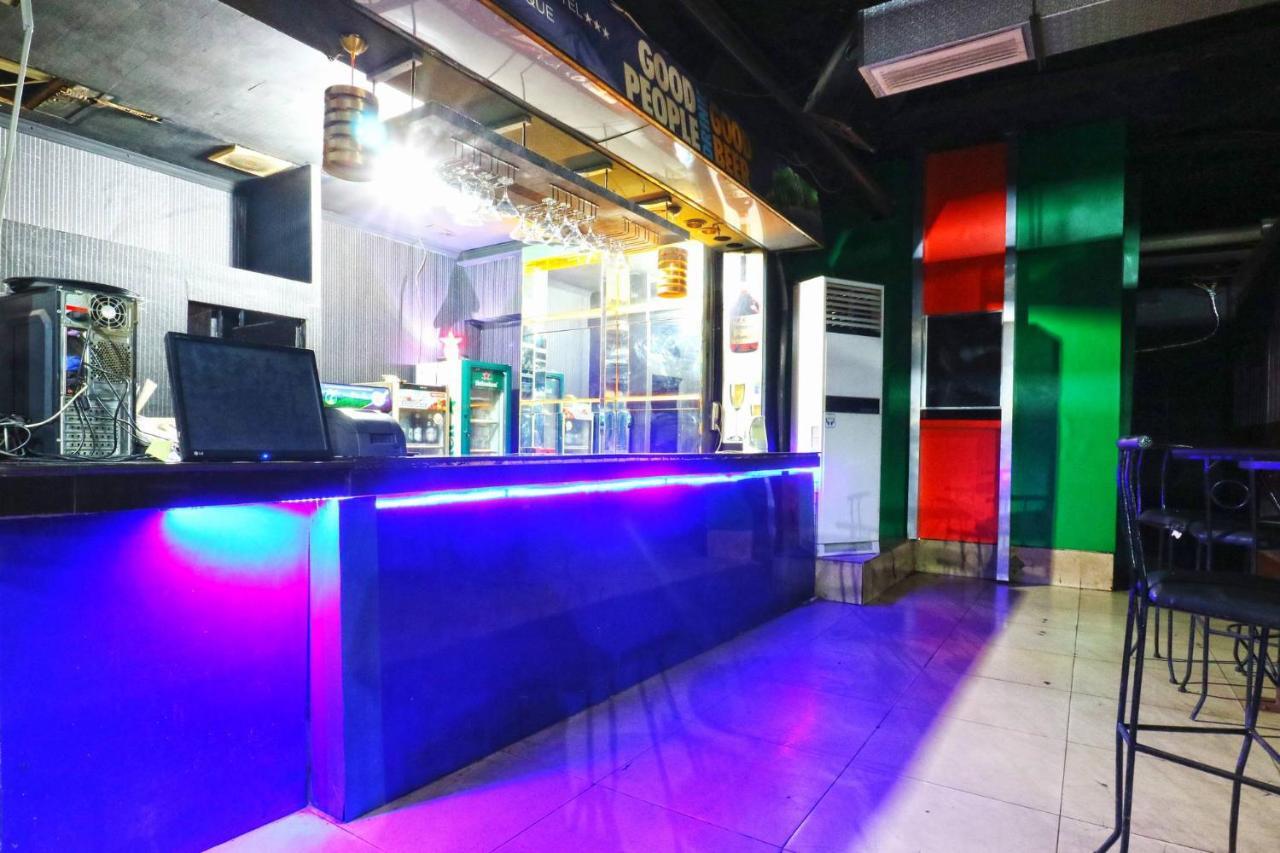 โรงแรมลีการ์เดน เมดาน ภายนอก รูปภาพ